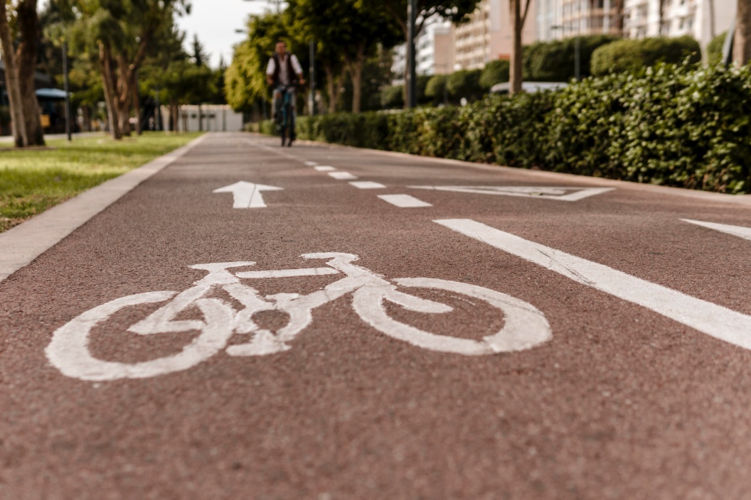 hhts-bike-lane-close-up-road