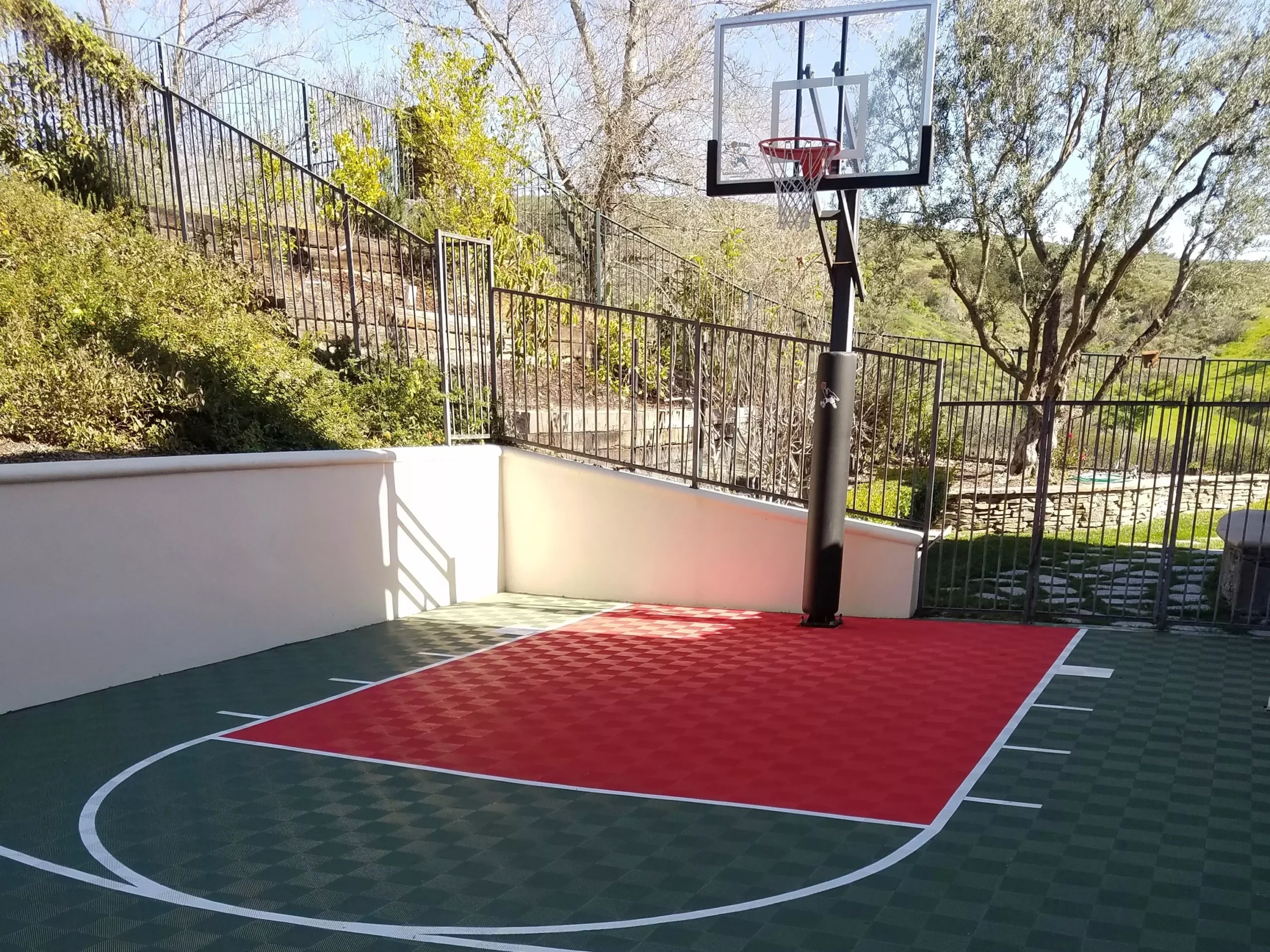 hhts-outdoor-basketball-court-flooring